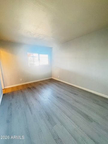 4625 W Thomas Road 83, Phoenix, AZ 85031