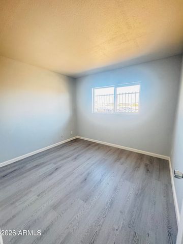 4625 W Thomas Road 83, Phoenix, AZ 85031