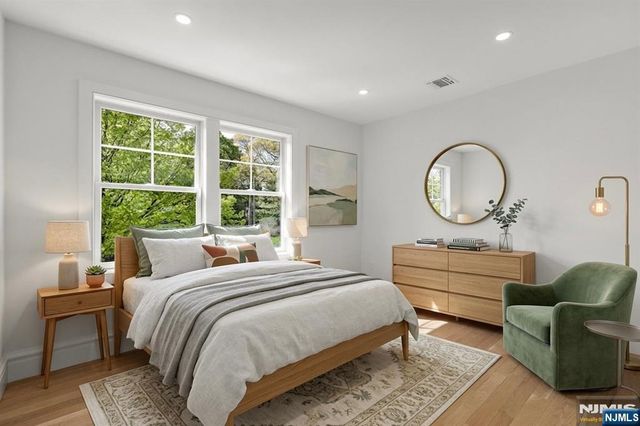 501 Sterling Place, Ridgewood, NJ 07450
