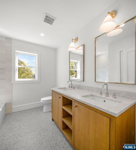 501 Sterling Place, Ridgewood, NJ 07450