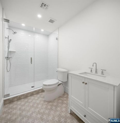 501 Sterling Place, Ridgewood, NJ 07450