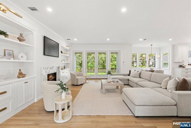 501 Sterling Place, Ridgewood, NJ 07450