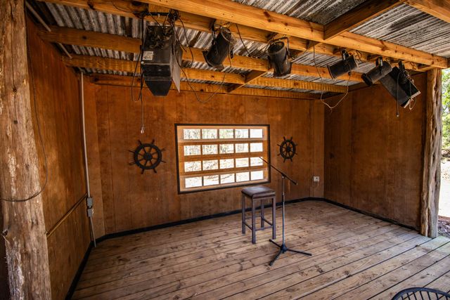 6074 Mulberry RD N, Big Sandy, TX 75755