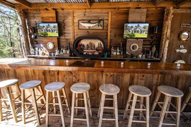 6074 Mulberry RD N, Big Sandy, TX 75755