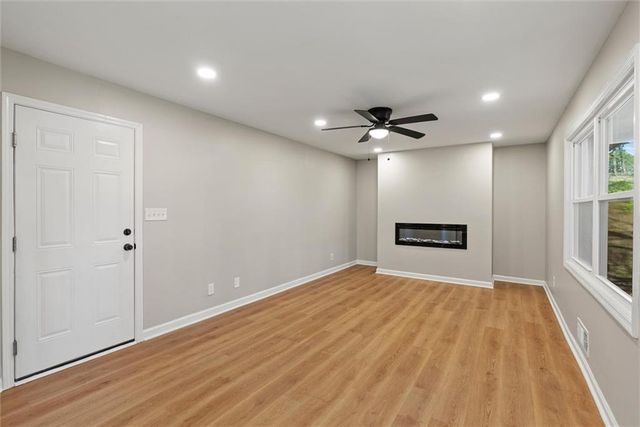 2116 Twin Falls Road, Decatur, GA 30032