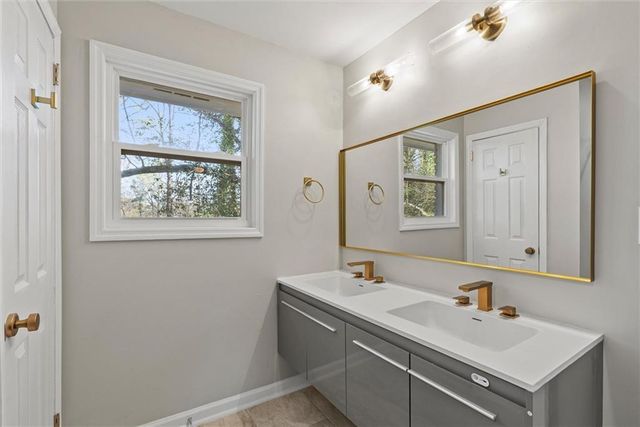 2116 Twin Falls Road, Decatur, GA 30032