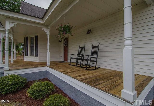 242 W Academy Street, Wendell, NC 27591