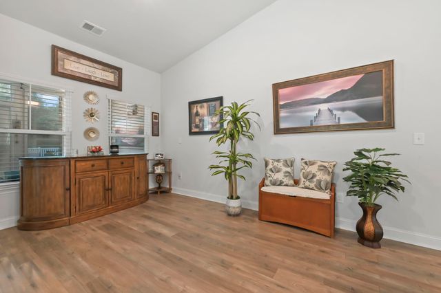 1080 Harbison Circle, Myrtle Beach, SC 29579