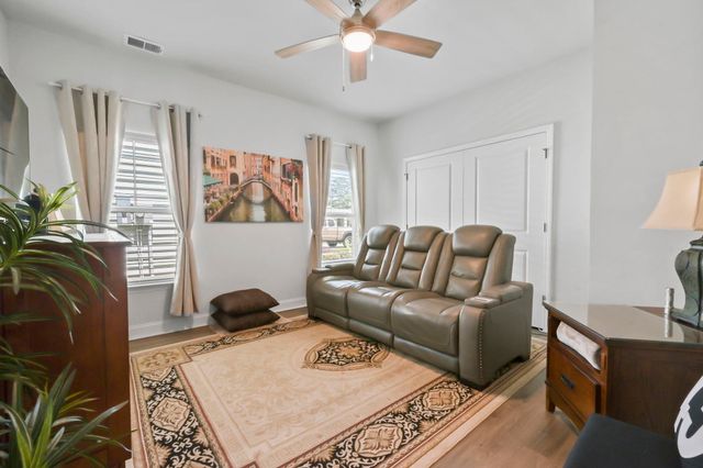 1080 Harbison Circle, Myrtle Beach, SC 29579