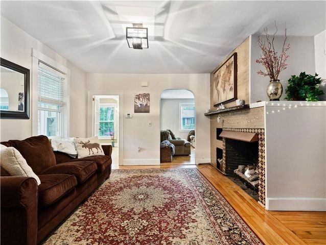295 Main Street, Cranston, RI 02921