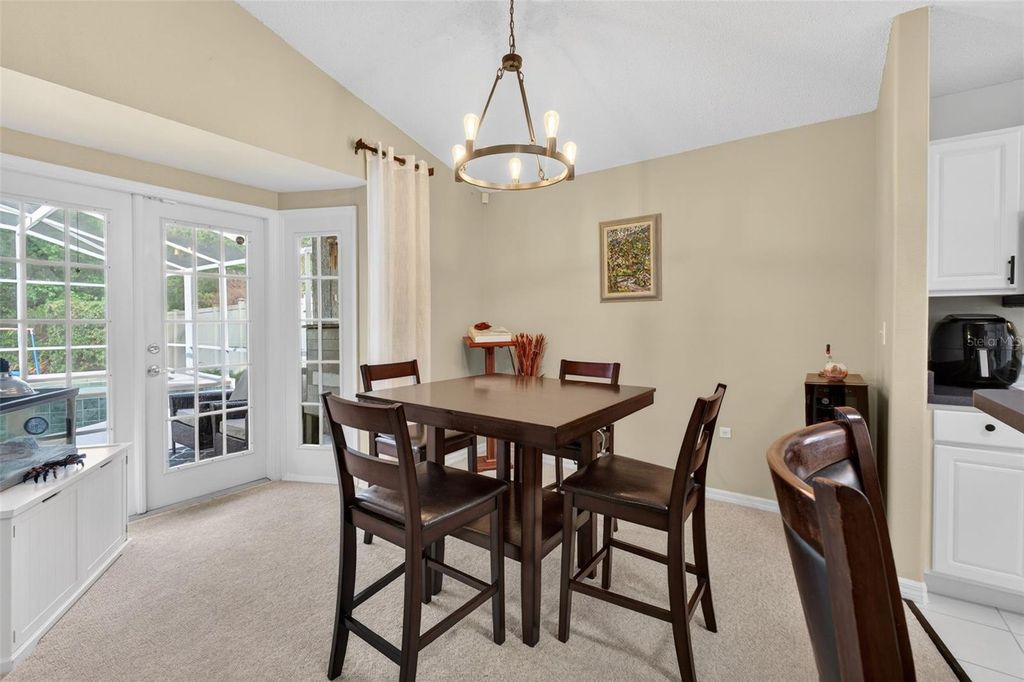Image 13 of property listing at 257 OAK CHASE PLACE, Davenport, FL 33896