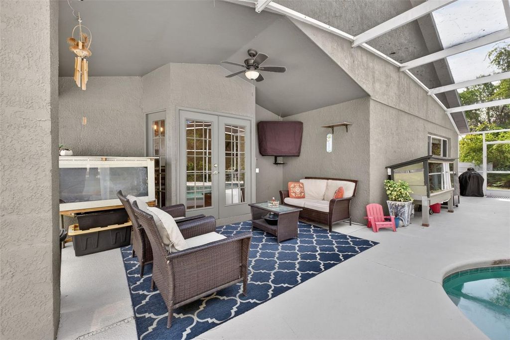 Image 27 of property listing at 257 OAK CHASE PLACE, Davenport, FL 33896