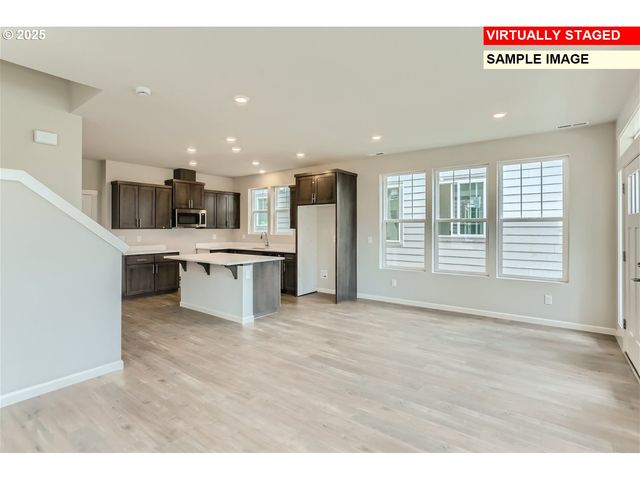 7197 Se DELINE St, Hillsboro, OR 97123