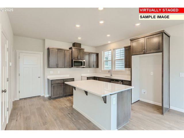 7197 Se DELINE St, Hillsboro, OR 97123
