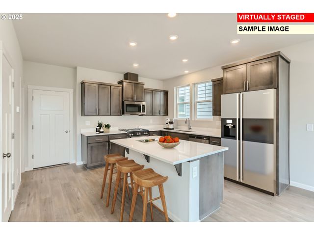 7197 Se DELINE St, Hillsboro, OR 97123