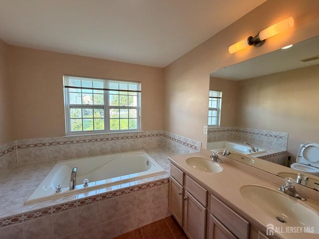 87 Timber Hill Drive, Franklin, NJ 08823
