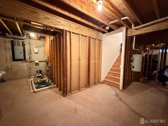 87 Timber Hill Drive, Franklin, NJ 08823