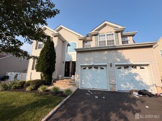 87 Timber Hill Drive, Franklin, NJ 08823