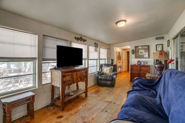355 Armadillo Lane, Gordon, TX 76453