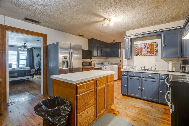 355 Armadillo Lane, Gordon, TX 76453