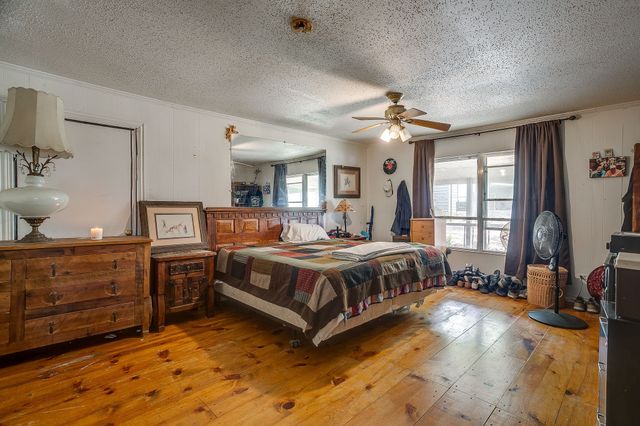 355 Armadillo Lane, Gordon, TX 76453