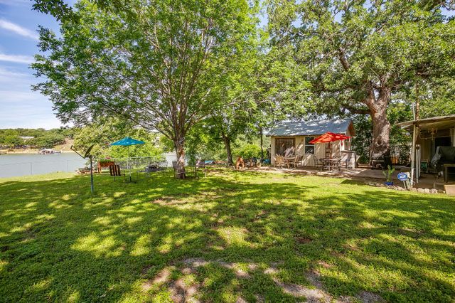 355 Armadillo Lane, Gordon, TX 76453