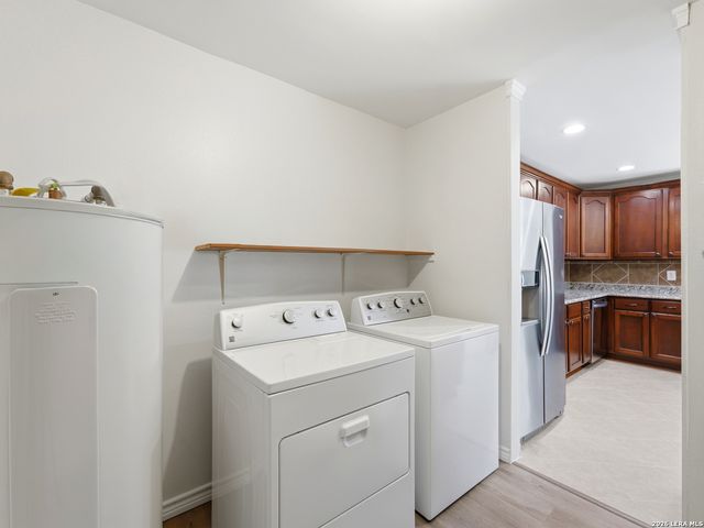 9911 MISTY PLAIN DR, San Antonio, TX 78245