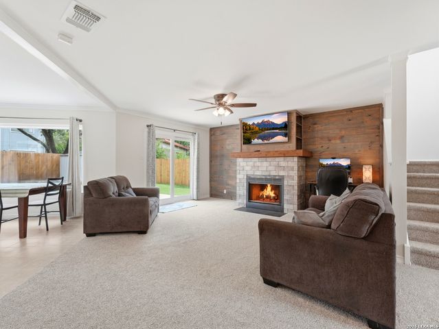 9911 MISTY PLAIN DR, San Antonio, TX 78245