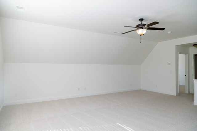 1013 Larkwood Dr, Hermitage, TN 37076