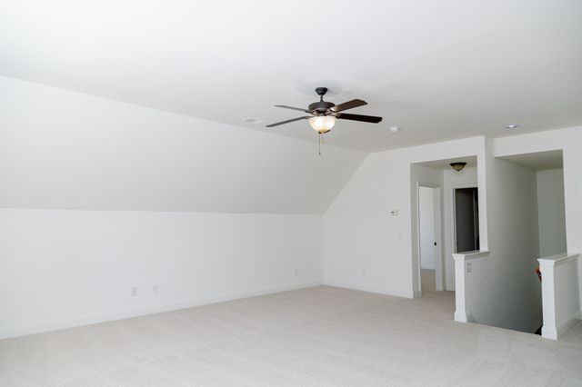 1013 Larkwood Dr, Hermitage, TN 37076