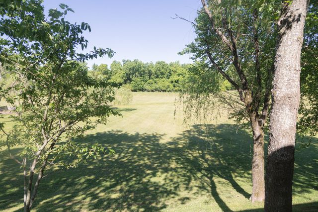1013 Larkwood Dr, Hermitage, TN 37076