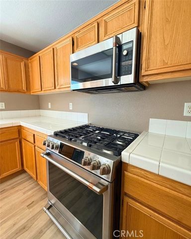 5741 Reagan, Fontana, CA 92336