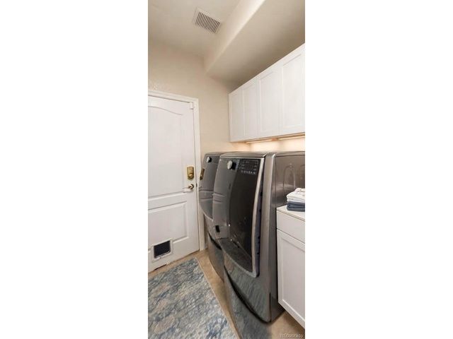 8692 E Hawaii Dr, Denver, CO 80231