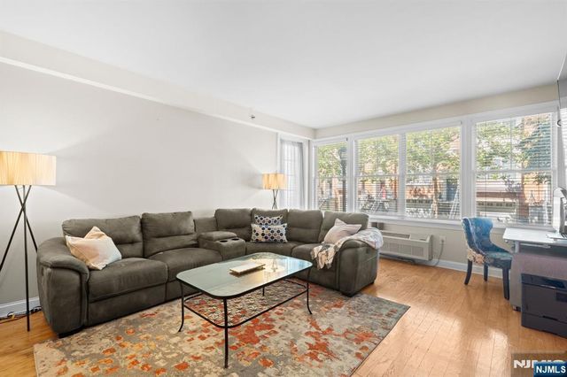 40 Constitution Way 5107, Jersey City, NJ 07305