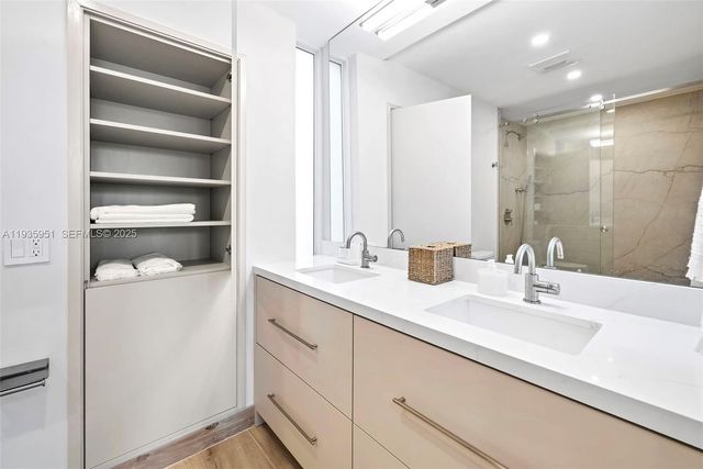 10001 E Bay Harbor Dr 2N, Bay Harbor Islands, FL 33154