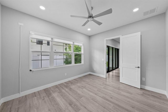 3202 W ARCH STREET, Tampa, FL 33607