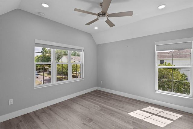 3202 W ARCH STREET, Tampa, FL 33607