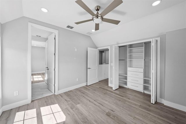 3202 W ARCH STREET, Tampa, FL 33607