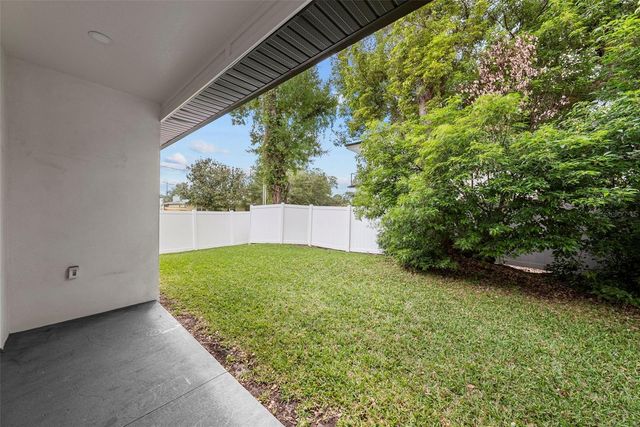 3202 W ARCH STREET, Tampa, FL 33607