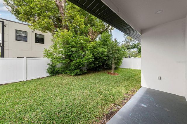 3202 W ARCH STREET, Tampa, FL 33607
