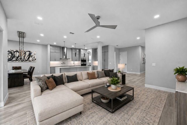 3202 W ARCH STREET, Tampa, FL 33607