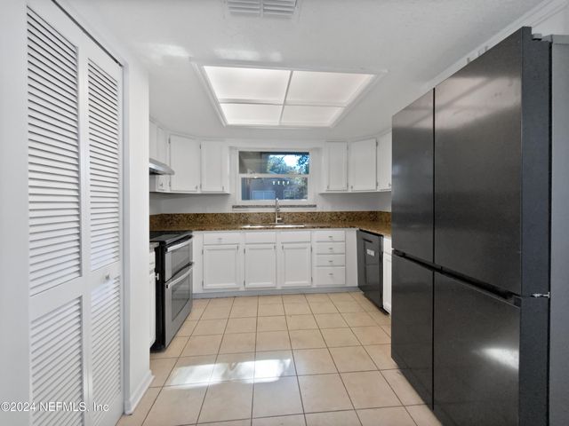 3852 CEDAR COVE Lane, Jacksonville, FL 32257