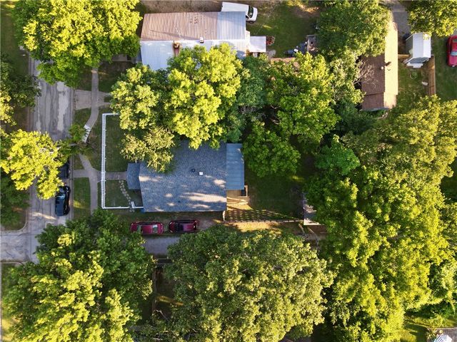 506 N Wright Street, Siloam Springs, AR 72761