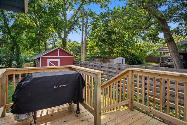 506 N Wright Street, Siloam Springs, AR 72761