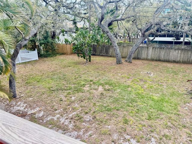 419 KENTUCKY AVENUE, Crystal Beach, FL 34681