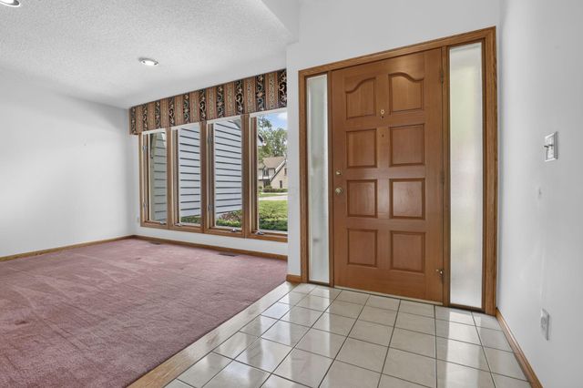 6309 Alissa Lane, Columbus, OH 43213