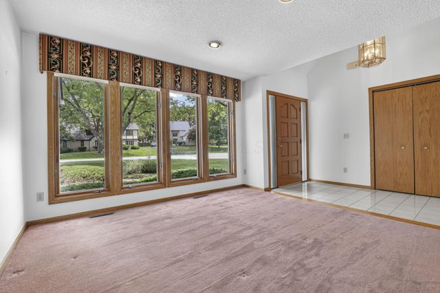 6309 Alissa Lane, Columbus, OH 43213