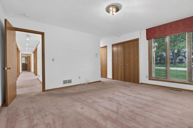 6309 Alissa Lane, Columbus, OH 43213