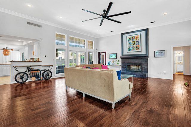 7032 Bremerton Drive, Dallas, TX 75252