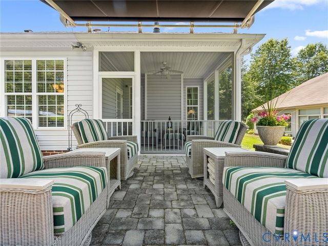 8108 Rose Hill Dr, Mechanicsville, VA 23111